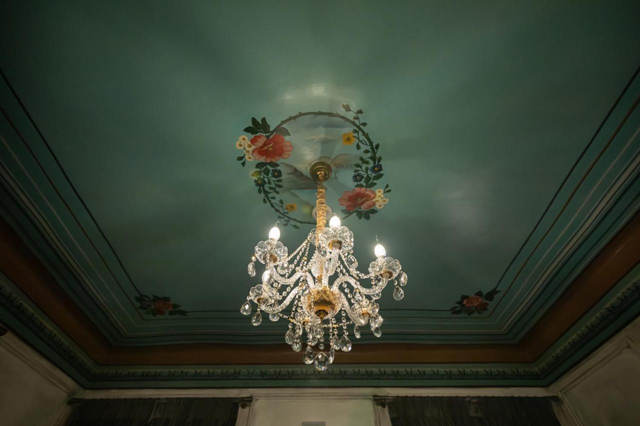 Tresor Art Boutique Hotel Korce Exterior foto